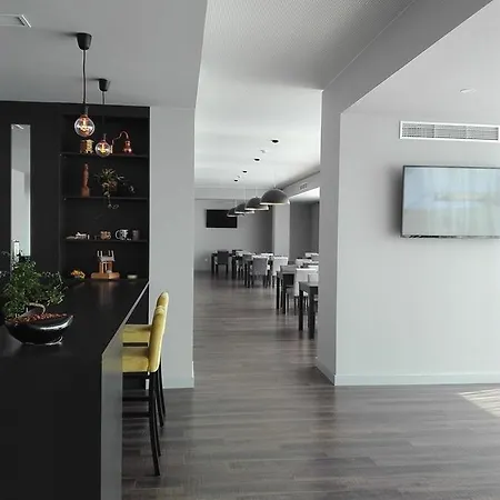 Hotel Basto 3*