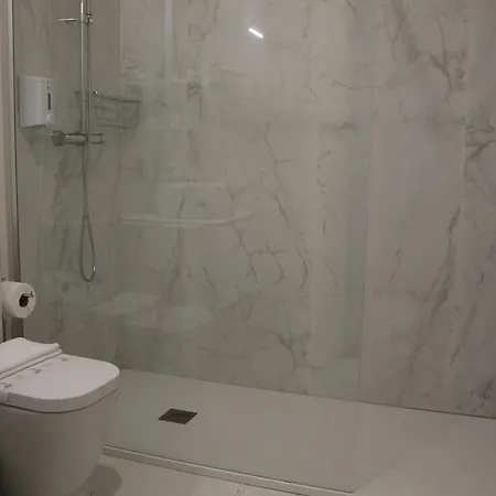 Hotel Basto 3*